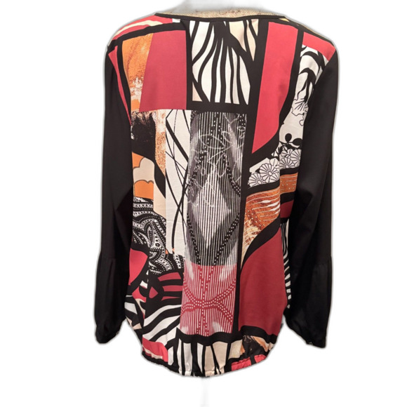Chico's Popover Blouse Abstract Geometric Patchwork Print Red Black Size Large 2 - Picture 2 of 4